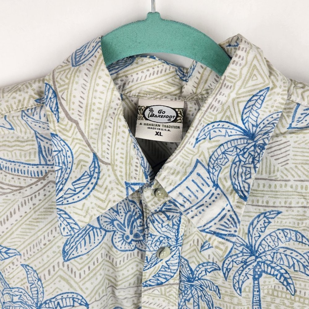 Go Barefoot Men's Hawaiian Short Sleeve Pullover Shir… Gem